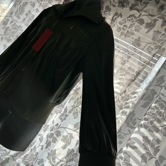 Men's Green Leather Jacket - Picture 7 of 7